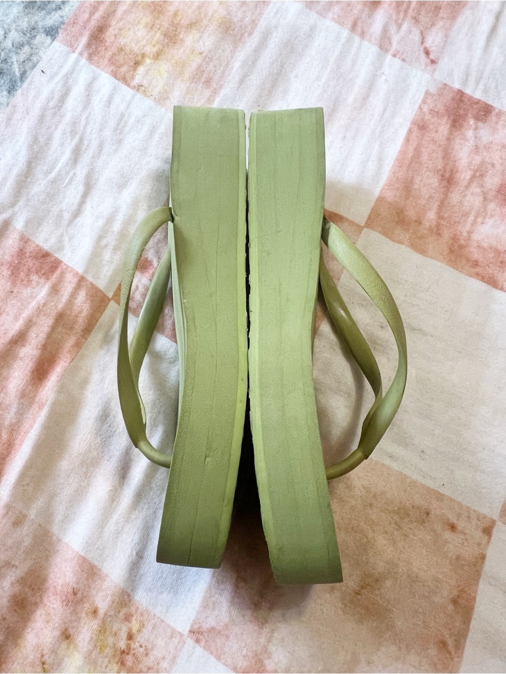 Curfew Olive Green Platform Flip Flop Sandals - Picture 3 of 6